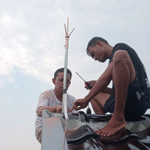 pasang penangkal petir